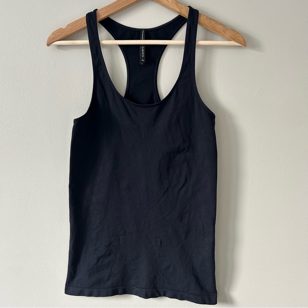 Aritzia Babaton Black Tank Top Size Large